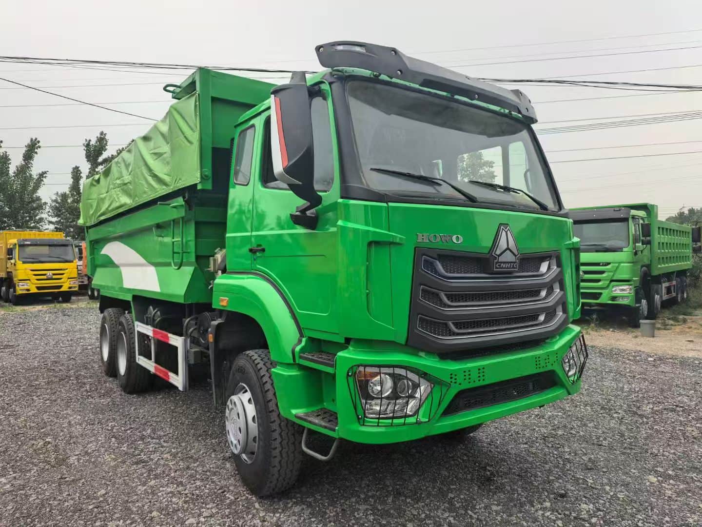 Самосвали SINOTRUK HOWO